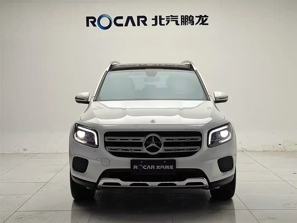 Mercedes-Benz GLB 2023