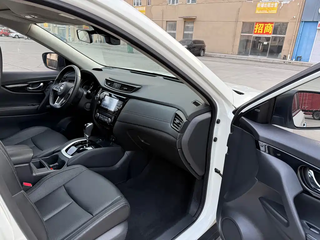 Nissan X-Trail 2018 — фото 15
