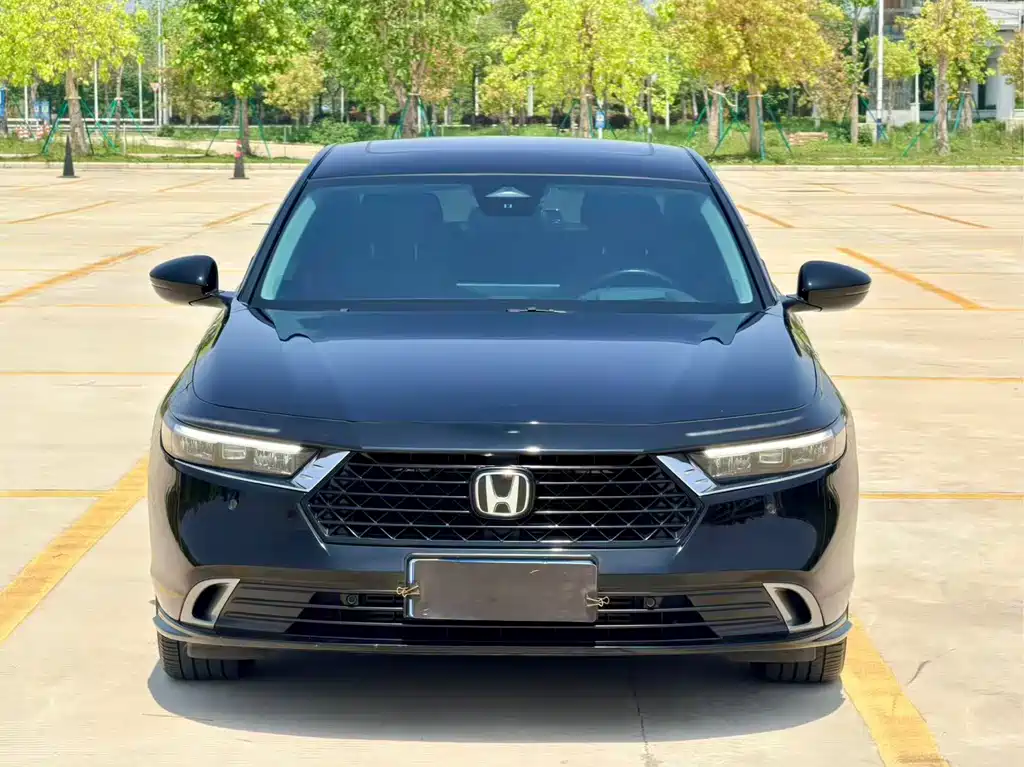 Honda Accord 2023 — фото 3