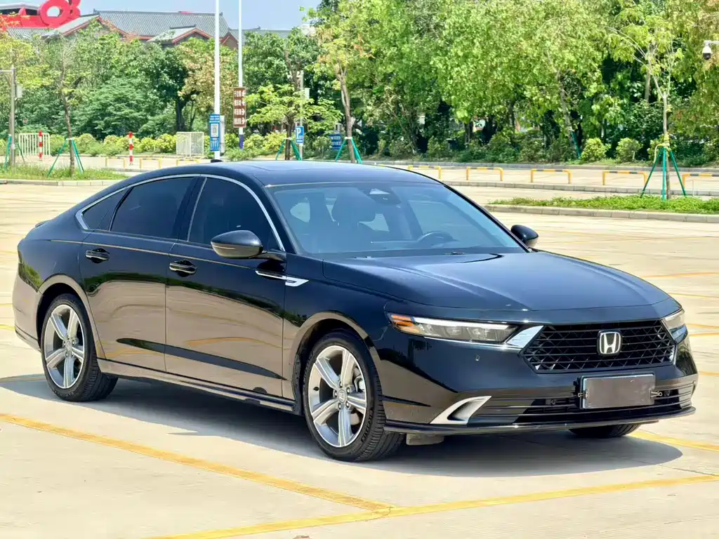 Honda Accord 2023 — фото 2