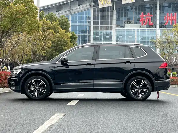 Volkswagen Tiguan L 2021