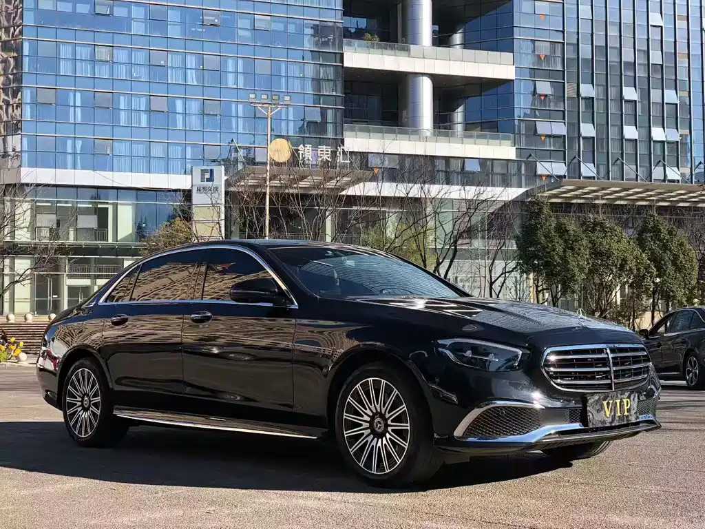 Mercedes-Benz E-Class 2021 — фото 3
