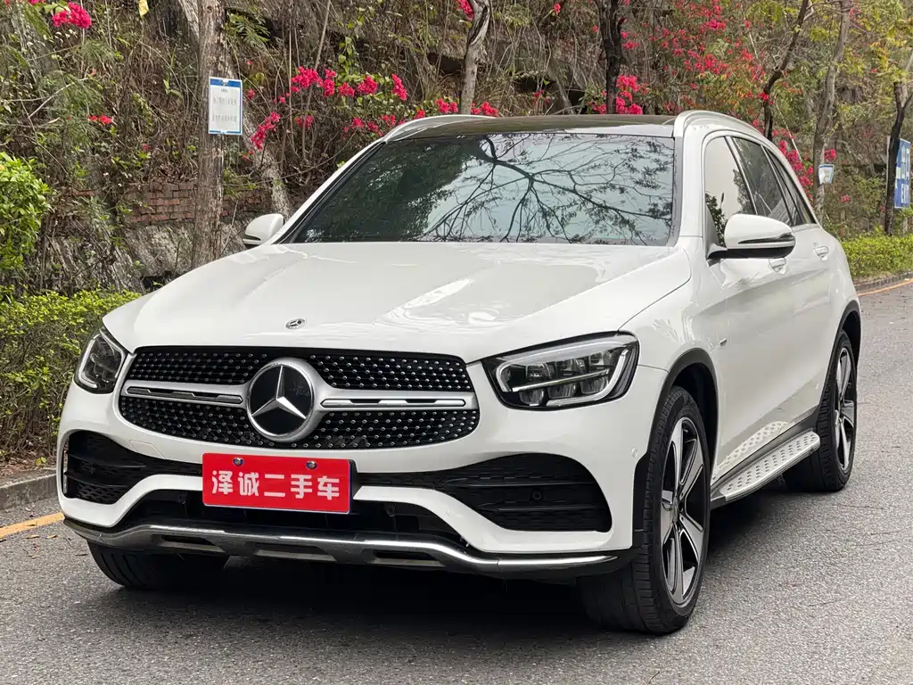 Mercedes-Benz GLC 2023 — фото 1