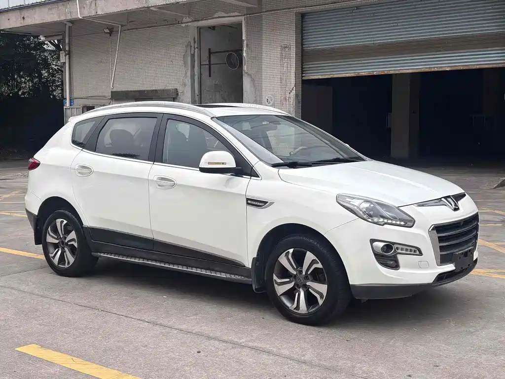 Luxgen Da7 SUV 2015 — фото 3