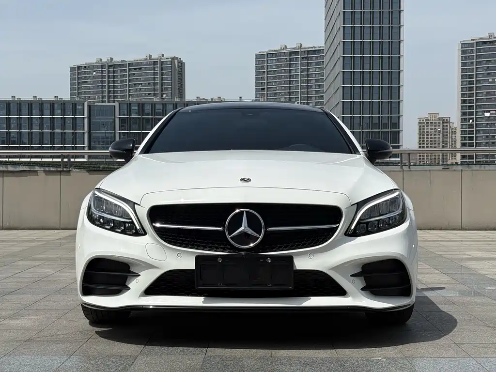 Mercedes-Benz C-Class 2023 — фото 1