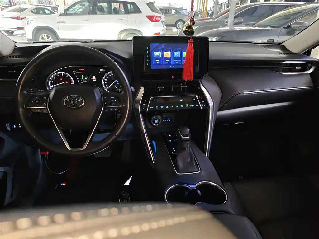 Toyota Harrier 2022 — фото 6
