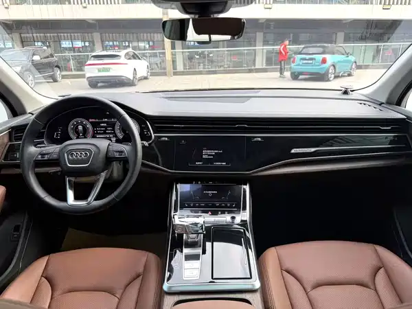Audi Q7 2023