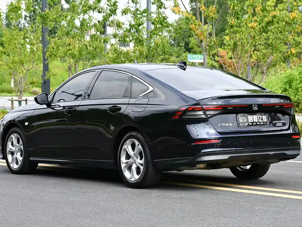 Honda Accord 2024 — фото 13