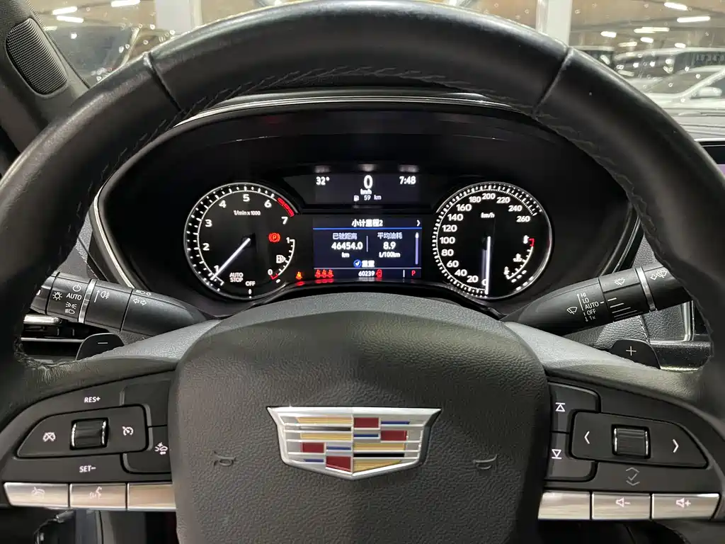 Cadillac CT5 2021 — фото 12