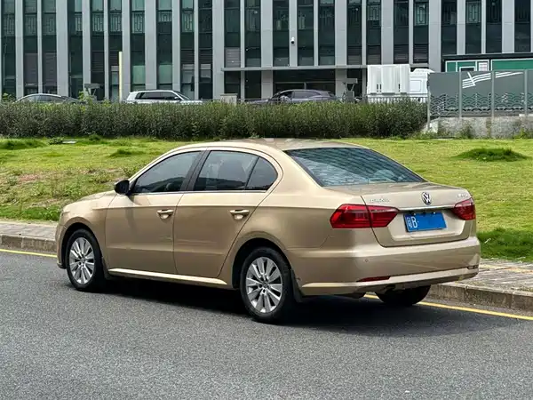 Volkswagen Lavida 2014