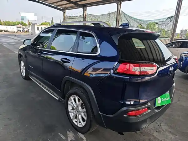 Jeep Cherokee 2016