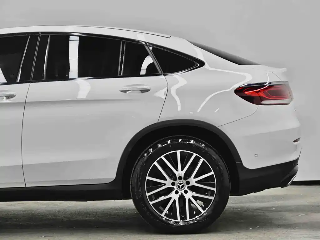 Mercedes-Benz GLC Coupe 2022 — фото 30
