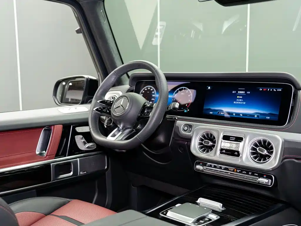 Mercedes-Benz G-Class AMG 2025 — фото 13
