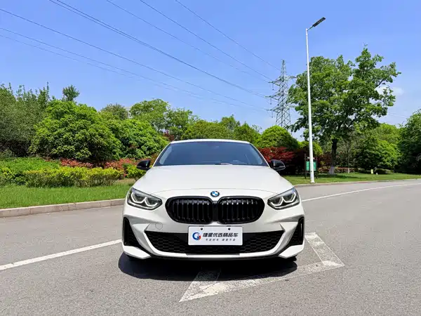 BMW 1 Series 2023