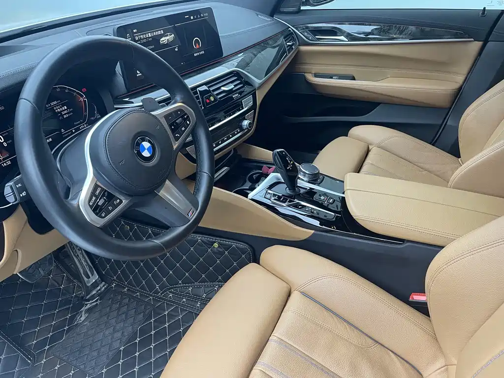 BMW 6 Series GT 2024 — фото 8