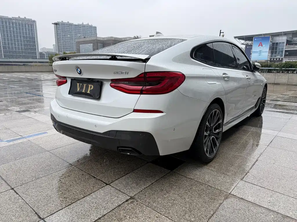 BMW 6 Series GT 2021 — фото 9