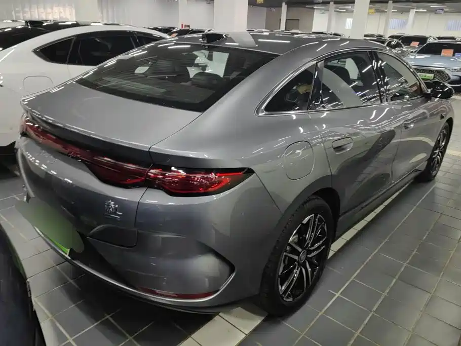 BYD Qin L 2025 — фото 3
