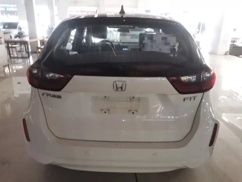 Honda Fit 2023 — фото 6