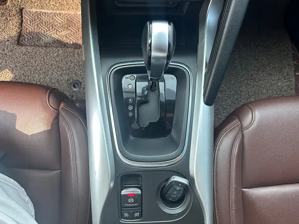 Renault Kadjar 2018 — фото 13