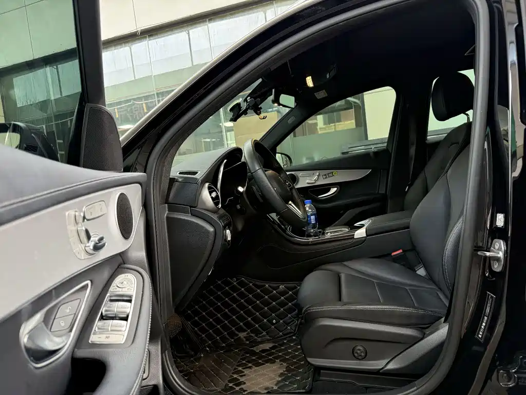 Mercedes-Benz GLC 2022