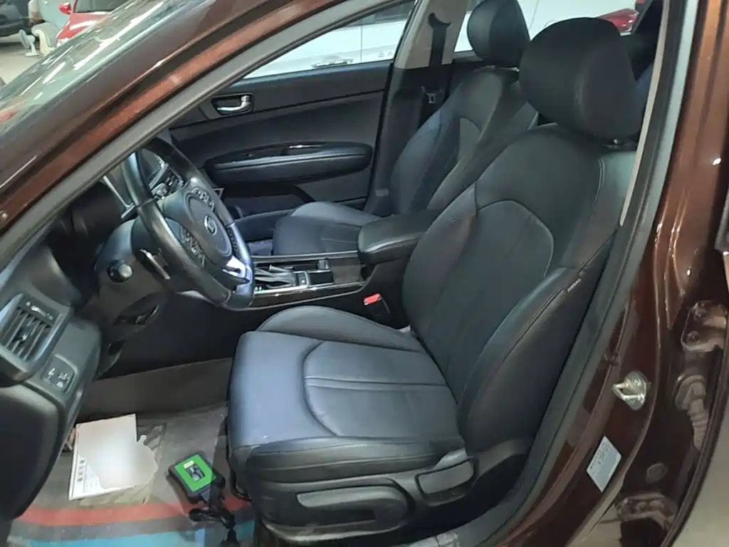 Kia K5 2015 — фото 15