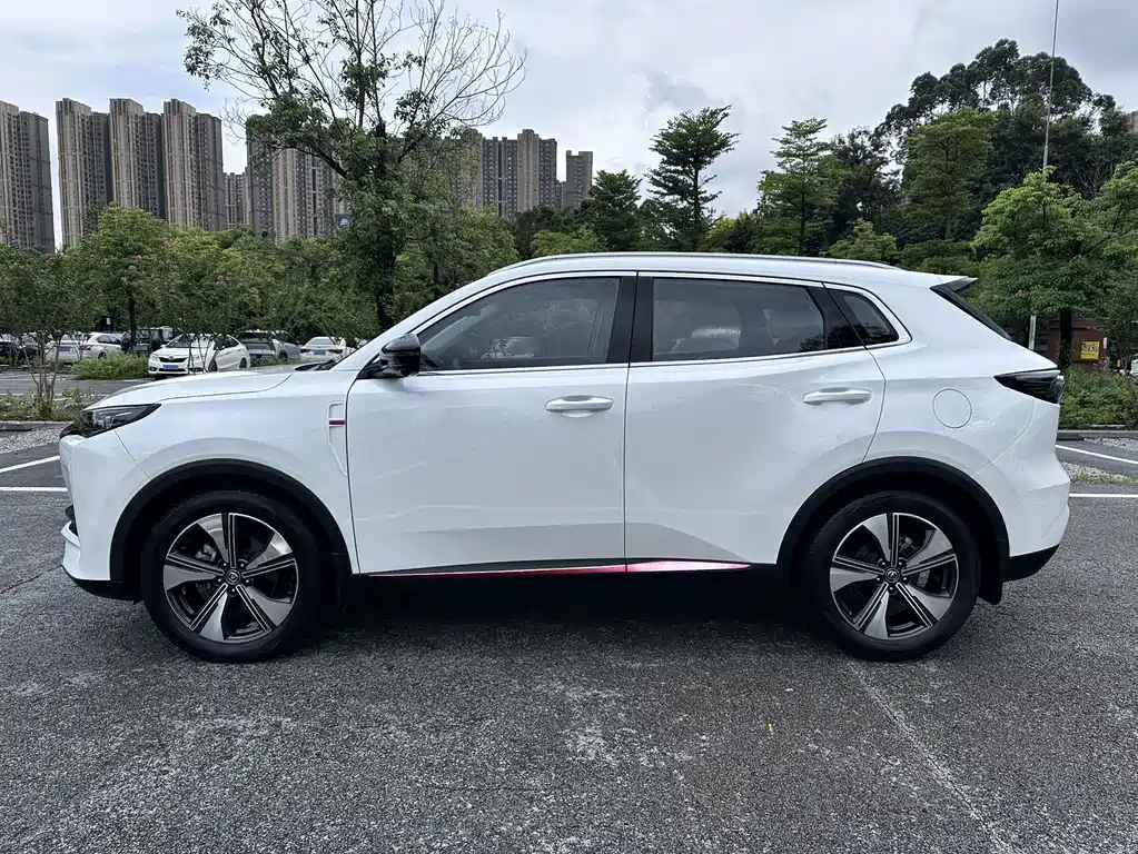 Changan CS55PLUS 2021 — фото 18