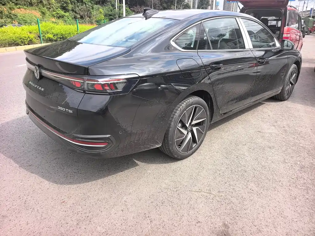 Volkswagen Magotan 2026