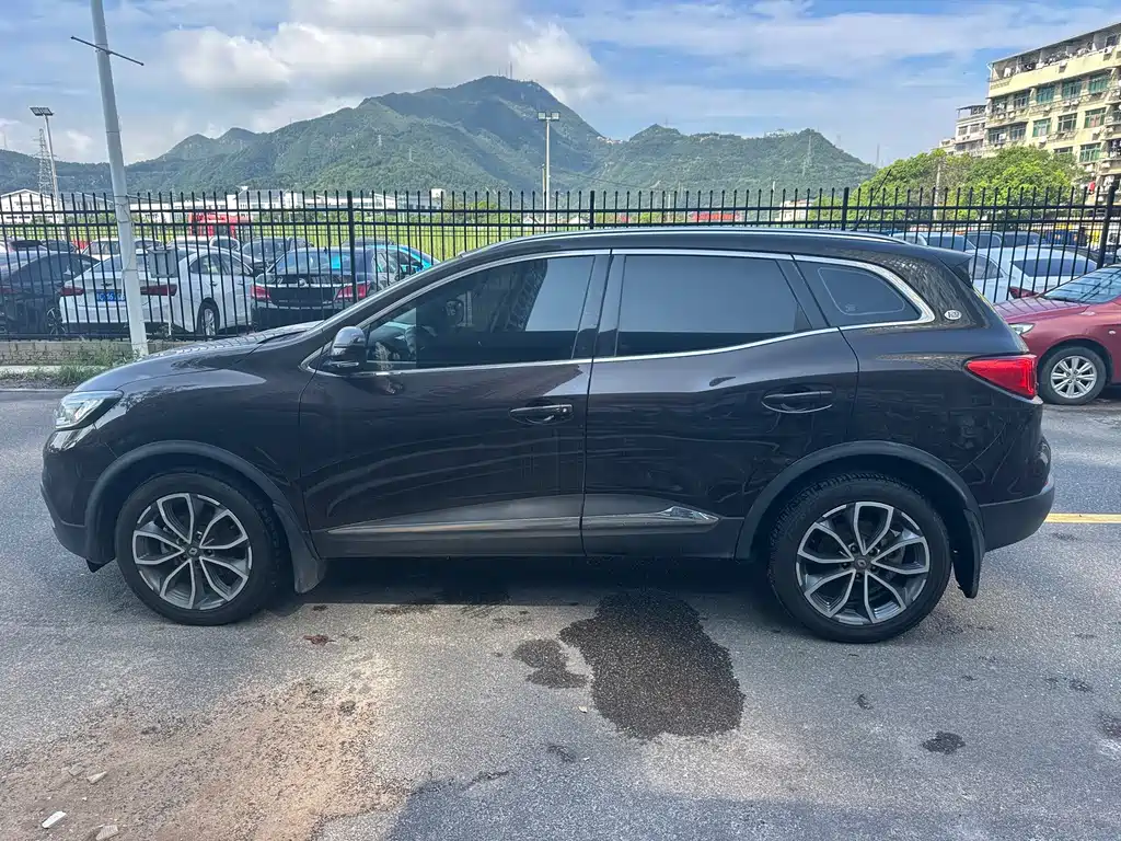 Renault Kadjar 2018 — фото 18