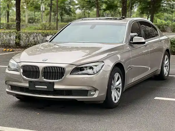 BMW 7 Series 2011
