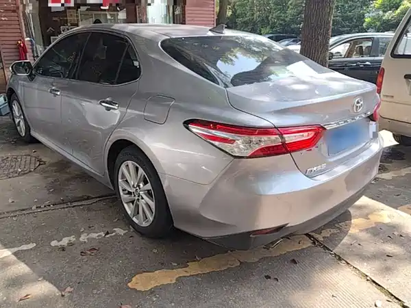 Toyota Camry 2021