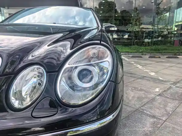 Mercedes-Benz E-Class 2006