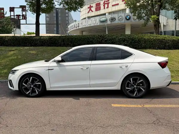 Skoda Octavia 2021