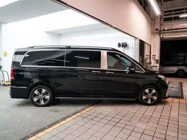 Mercedes-Benz V-Class 2022