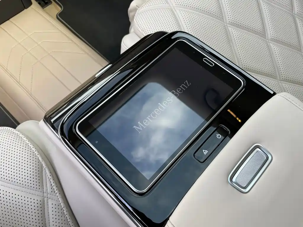 Mercedes-Benz Maybach S-Class 2022 — фото 15