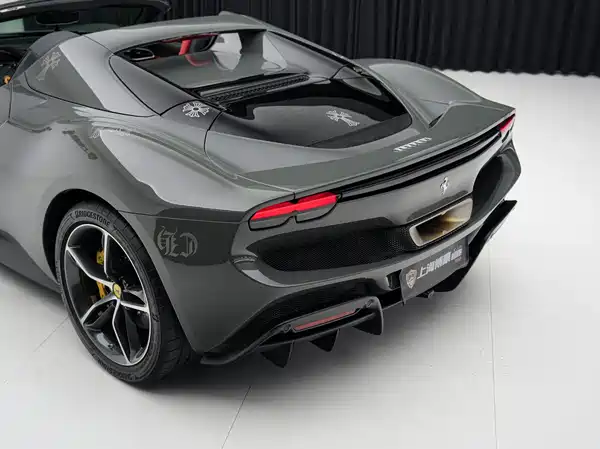 Ferrari 296 2024