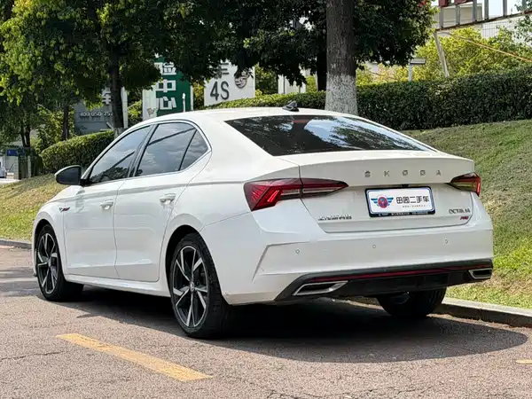 Skoda Octavia 2021