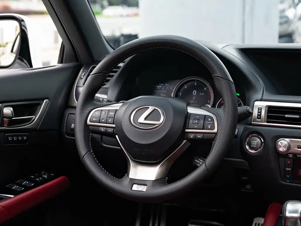 Lexus GS 2018 — фото 14