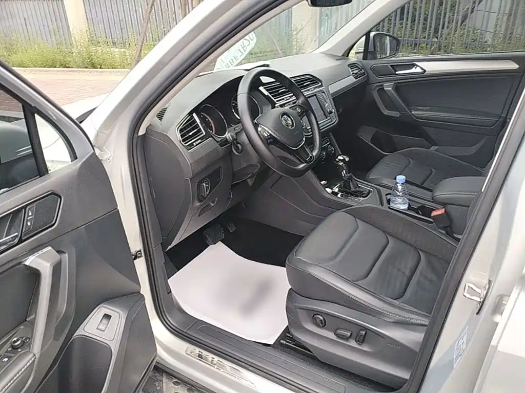 Volkswagen Tiguan L 2018 — фото 16