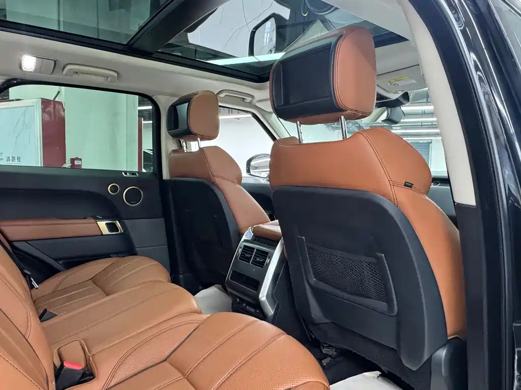 Land Rover Range Rover Sport 2017 — фото 16