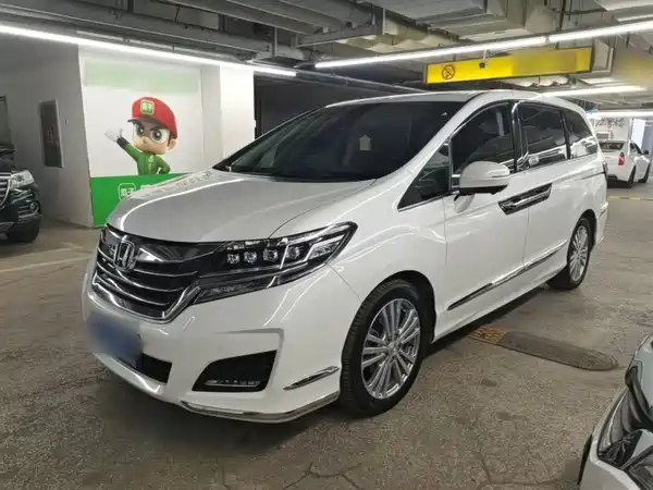 Honda Elysion 2017