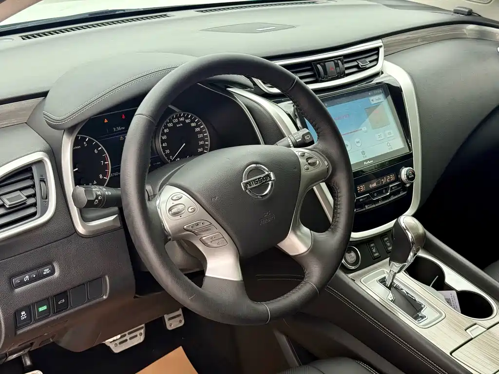 Nissan Murano 2018 — фото 15