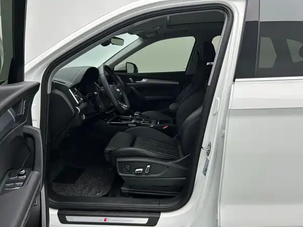 Audi Q5L 2024