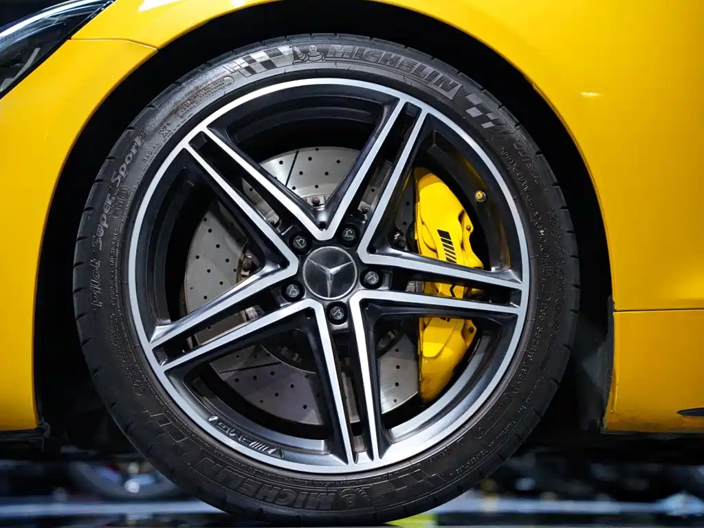 Mercedes-Benz AMG GT 2022 — фото 2