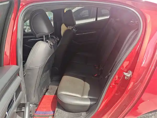 Mazda 3 Axela 2022