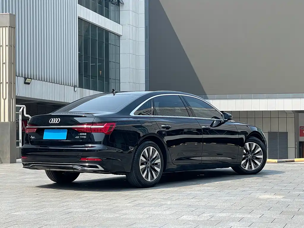 Audi A6L 2024 — фото 14