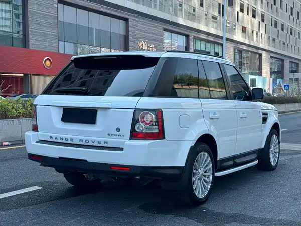 Land Rover Range Rover Sport 2011