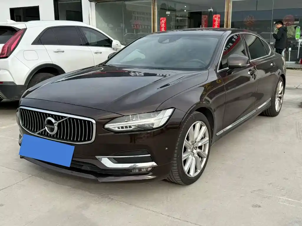 Volvo S90 2018 — фото 1