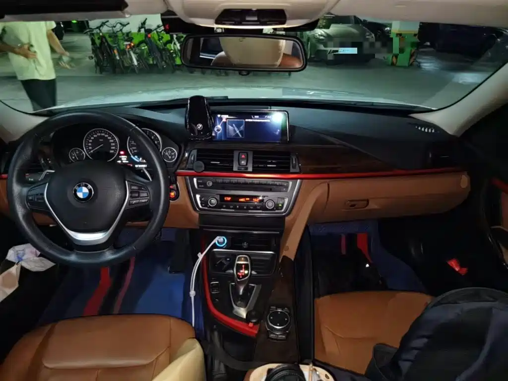 BMW 3 Series 2014 — фото 13