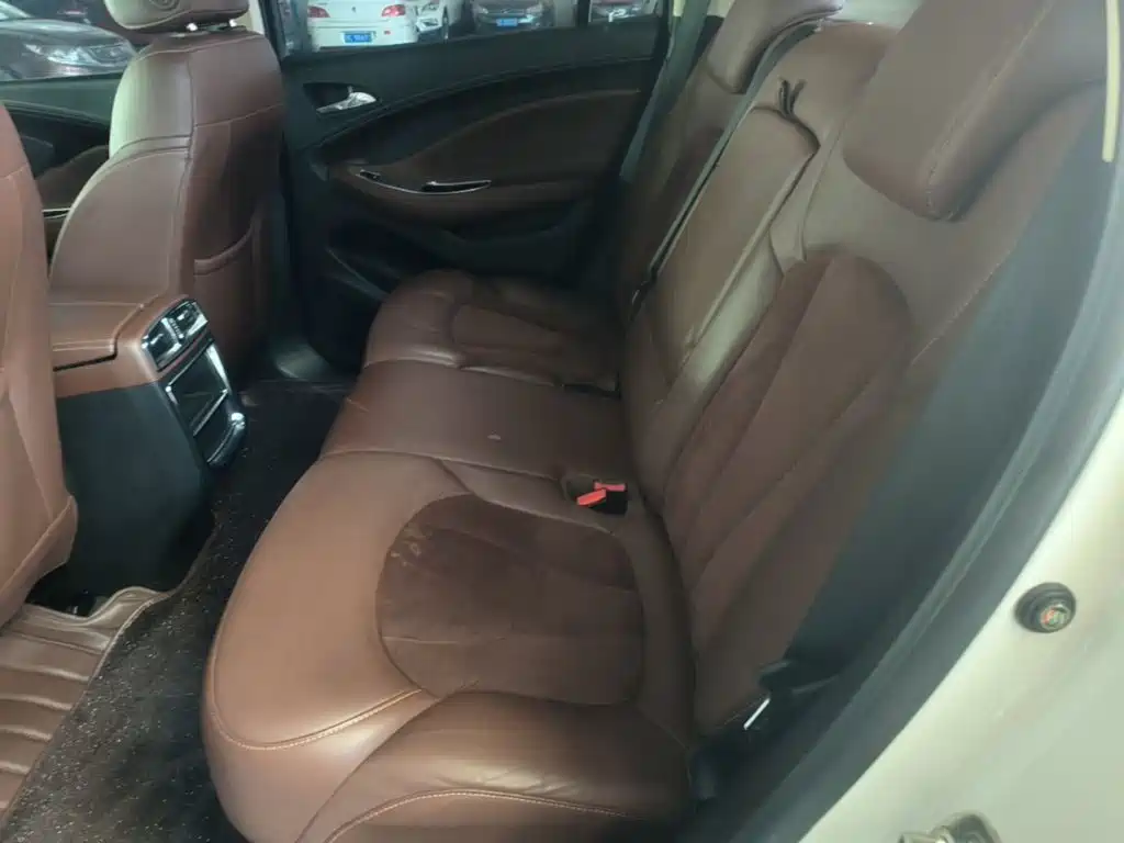 Buick Envision Plus 2017 — фото 17