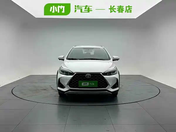 Toyota Yaris L 2022